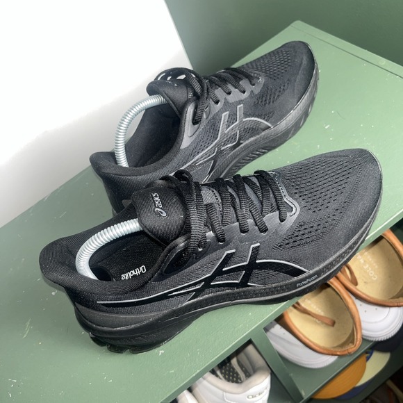 ASICS GT-1000 12 Black Carrier Grey 1012B450-001 Women's Size 9 Mens 7.5Run Club - Picture 1 of 11